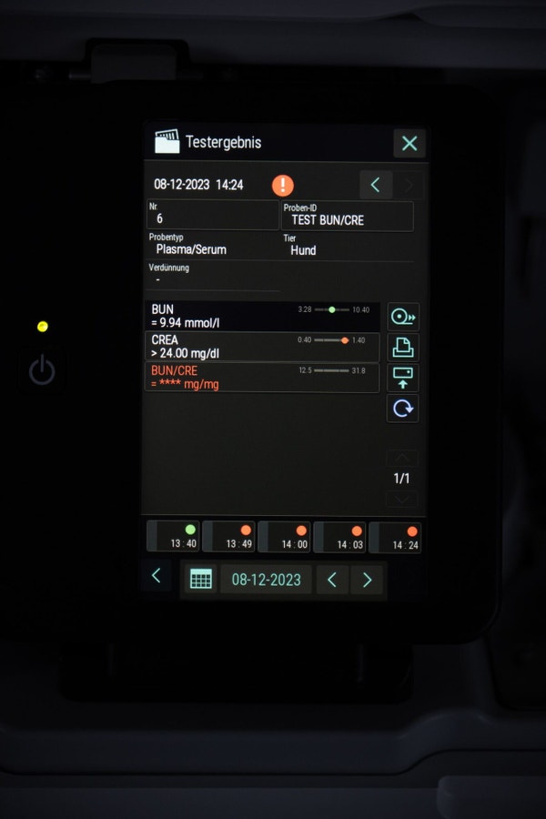 image LCD%20MONITOR%202jpg